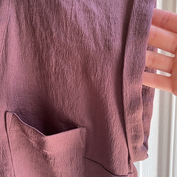 Express Half-Zip V-Neck Cap-Sleeve Plum Top Size Small Excellent Condition - Picture 5 of 9